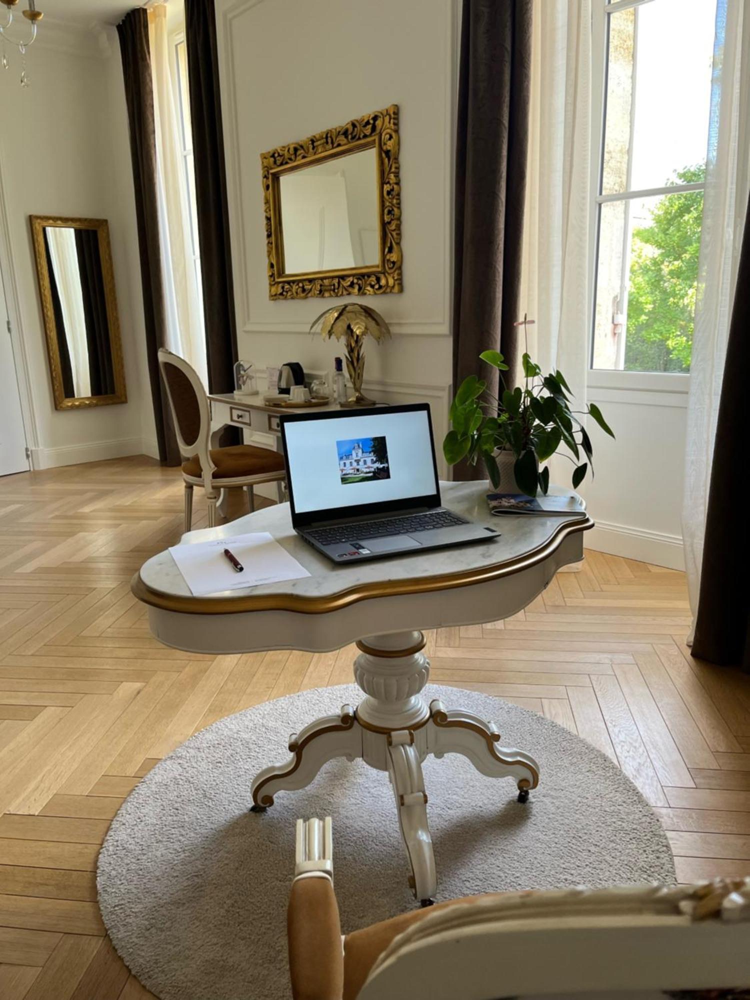 Le Clos Des Queyries, Chambres D'Hotes Bordeaux Luaran gambar